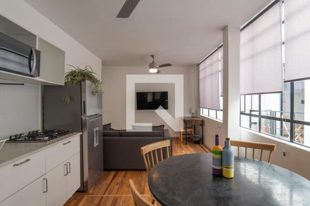 Sala - Comedor de apartamento para alugar com 1 quarto, 54m² em Juárez, Ciudad de México