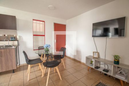 Sala - Comedor  de apartamento para alugar com 2 quartos, 64m² em Mariano Escobedo, Ciudad de México
